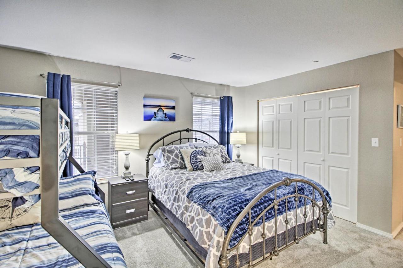 Updated Lake Taneycomo Condo With Screened Porch! 브랜슨 외부 사진