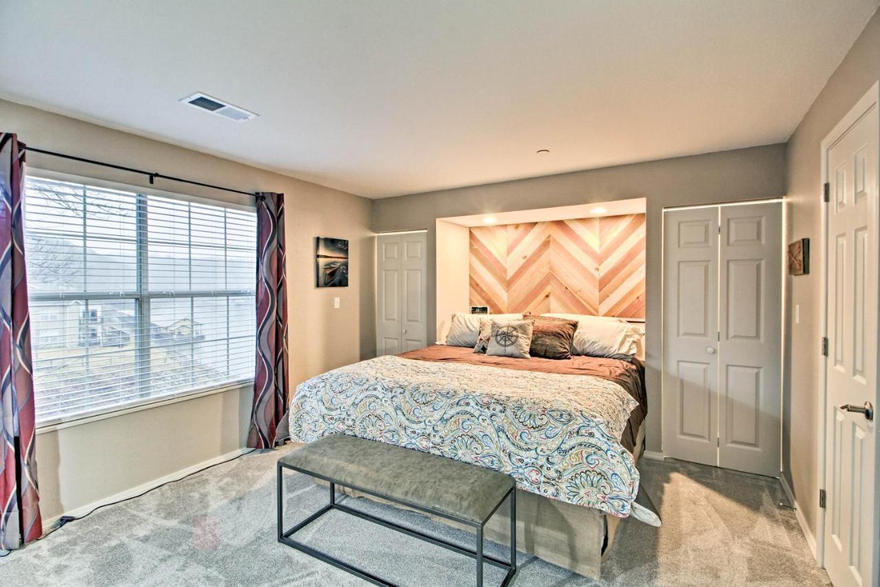 Updated Lake Taneycomo Condo With Screened Porch! 브랜슨 외부 사진