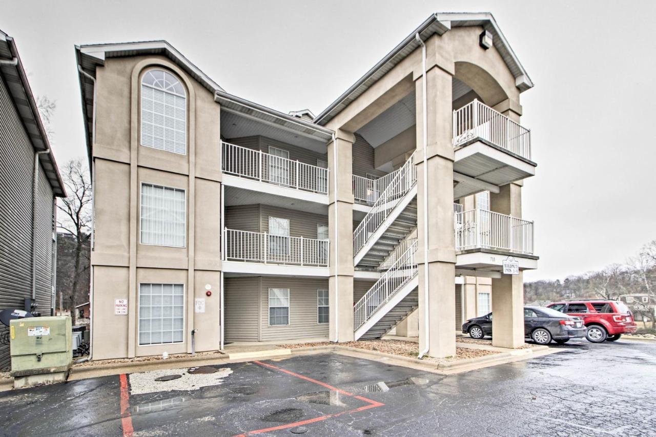 Updated Lake Taneycomo Condo With Screened Porch! 브랜슨 외부 사진